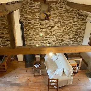 Hébergement de vacances Maison Authentique En Ardeche, Saint-Melany
